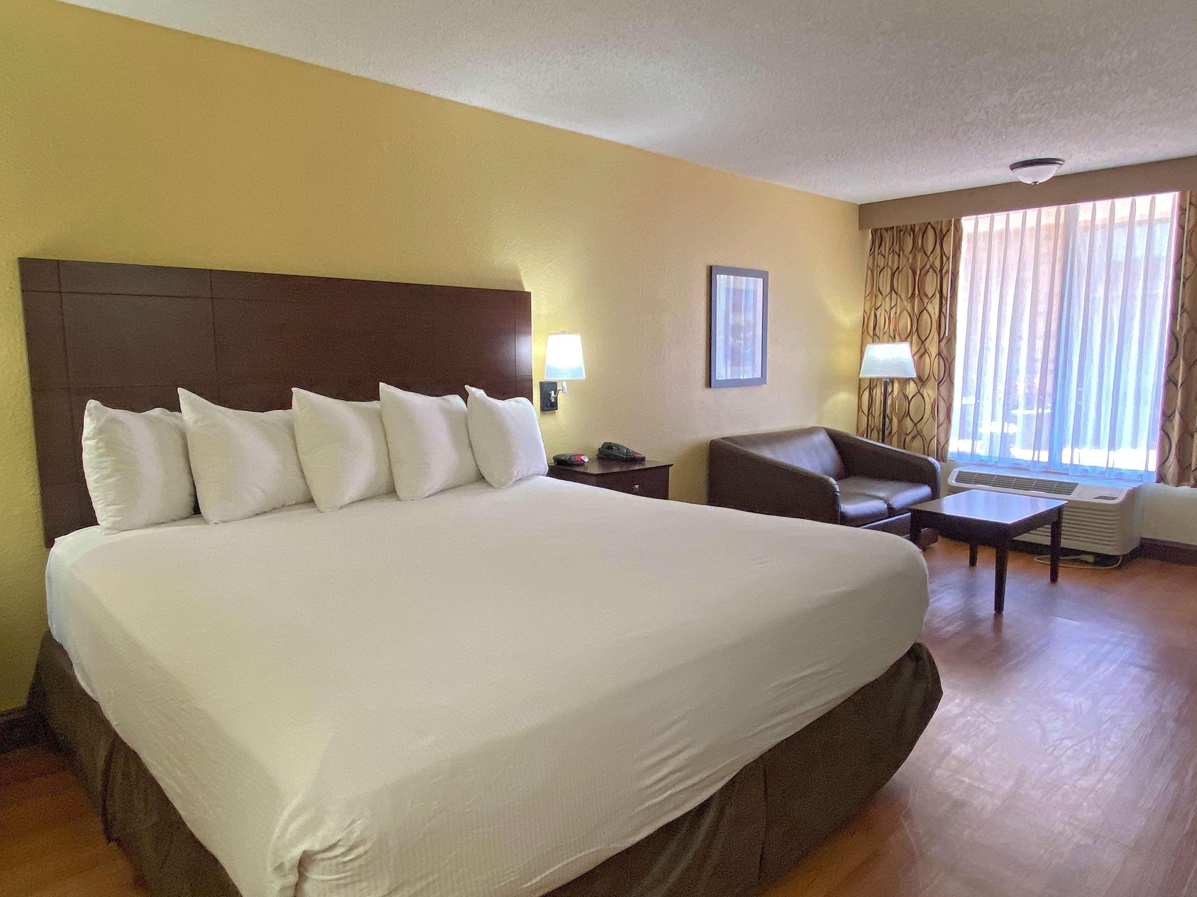Best Western Greenville Airport Екстер'єр фото