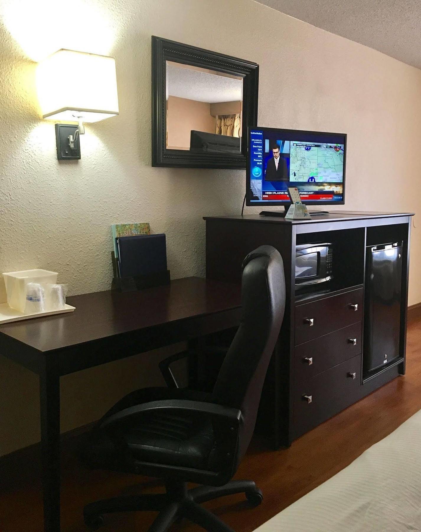 Best Western Greenville Airport Екстер'єр фото