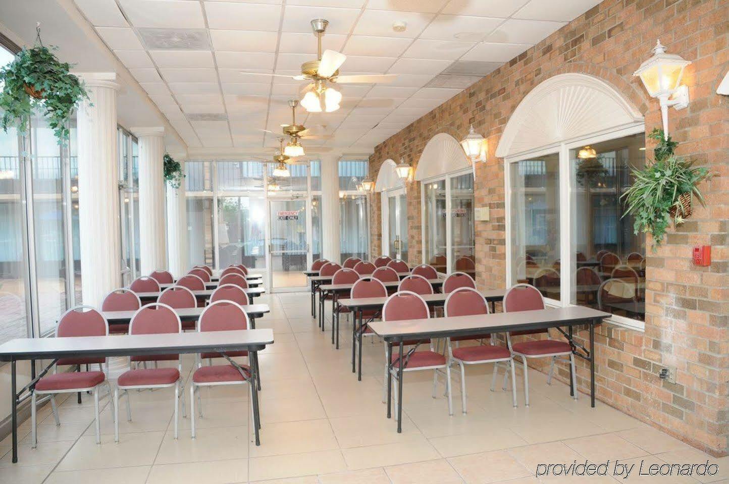 Best Western Greenville Airport Бізнес фото